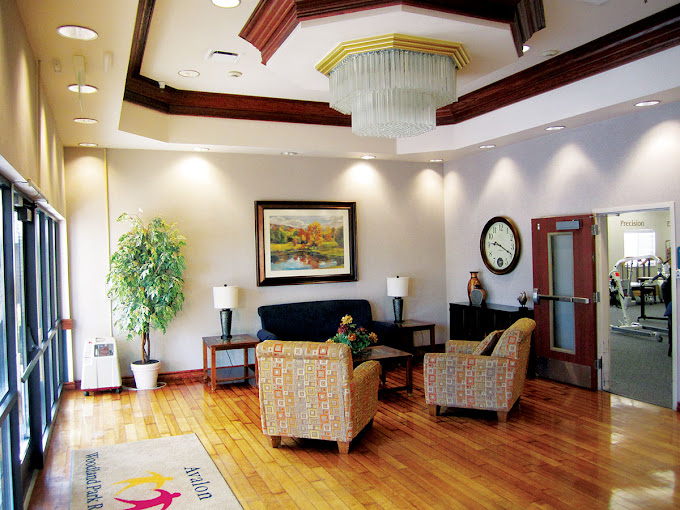 entrance and seating area at Monument Health Murray Creek