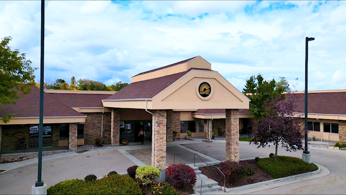 exterior and entrance of Monument Health Taylorsville