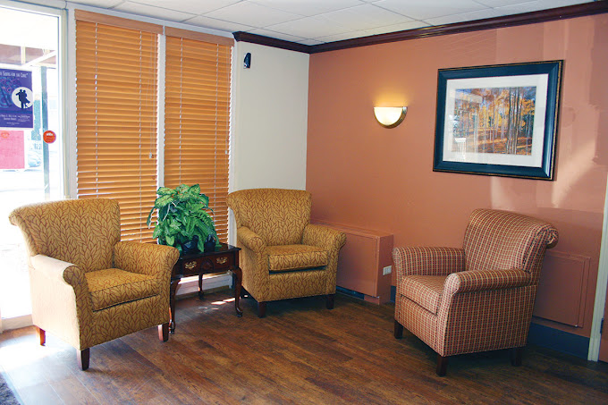 sitting area at Monument Health Cottonwood Creek