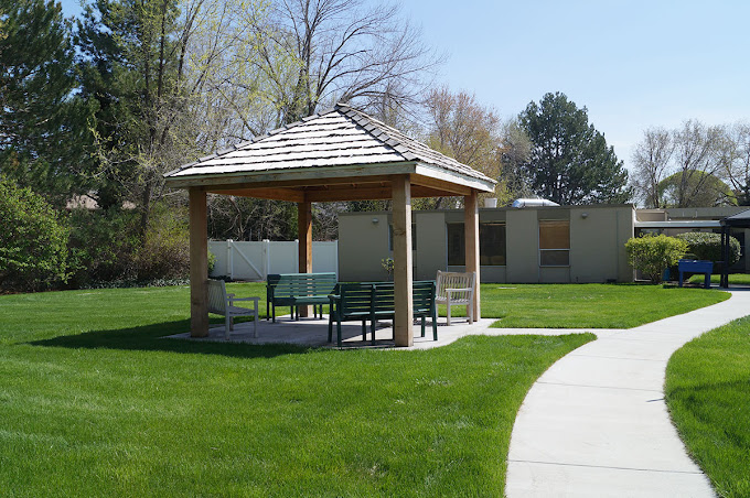 outside covered seating area at Monument Health Cottonwood Creek