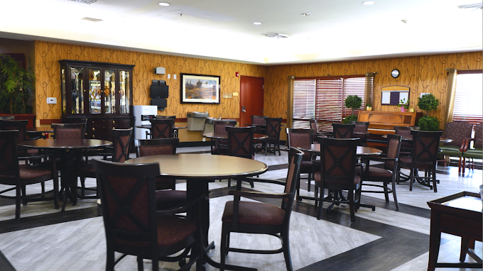 dining area at Monument Health Taylorsville